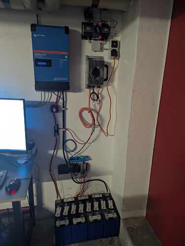 PXL_20251112_210052738