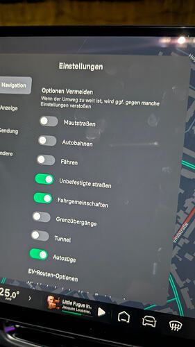 PXL_20251122_175412976